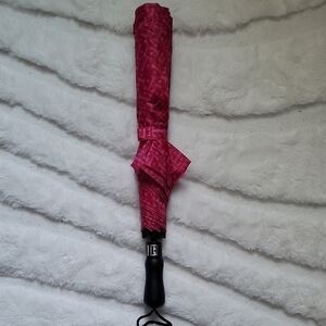 T-Mobile Limited Edition Pink Patterned Umbrella
